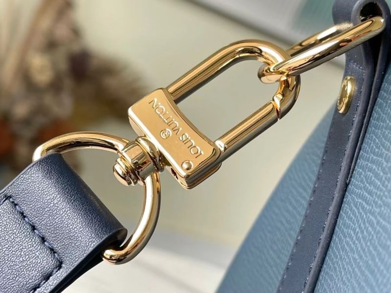 Louis Vuitton Travel Bags
